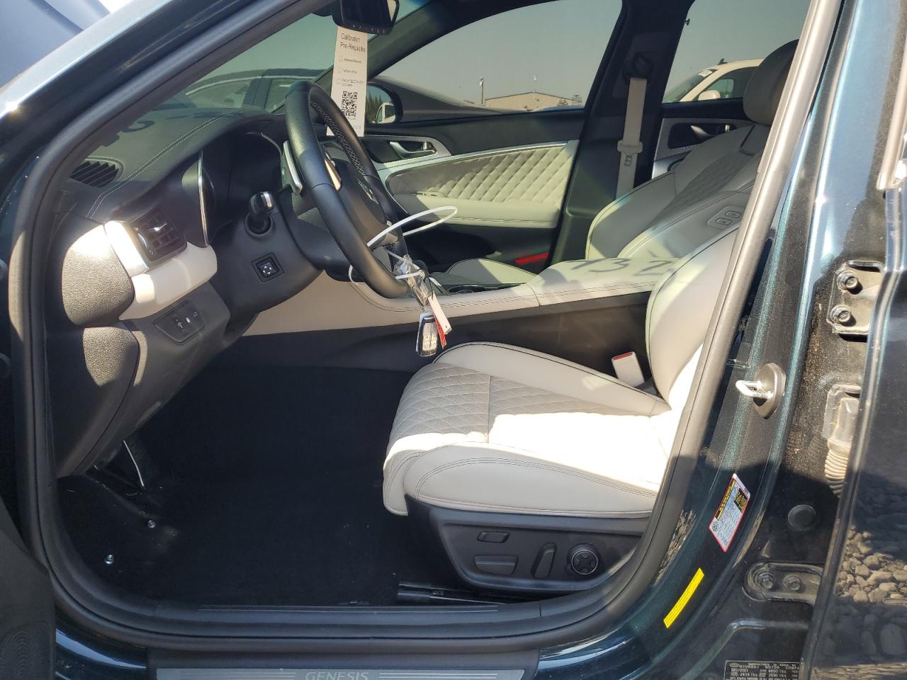 2022 GENESIS G70 BASE VIN:KMTG54TE5NU097499