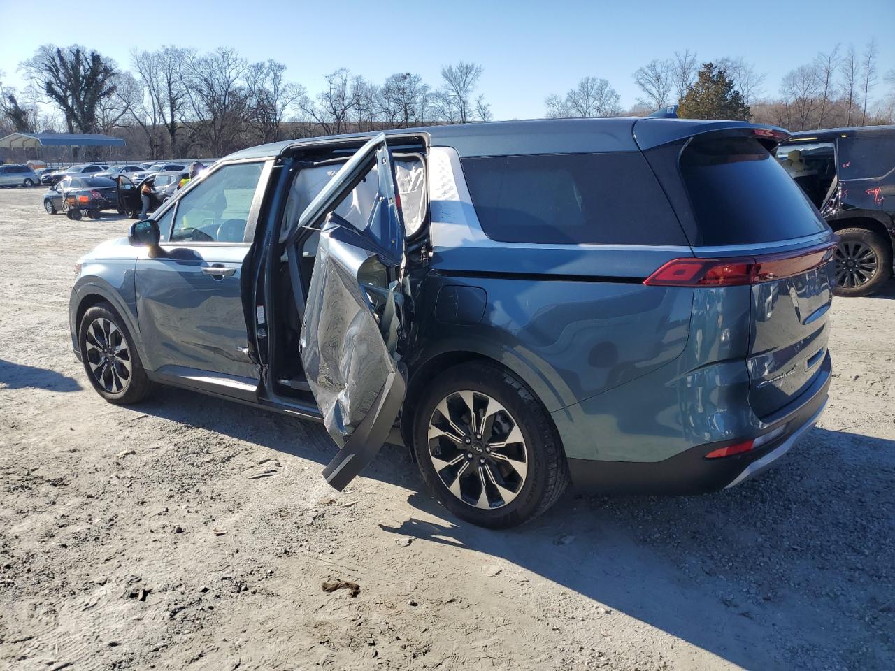 2022 KIA CARNIVAL EX VIN:KNDNC5H30N6092823