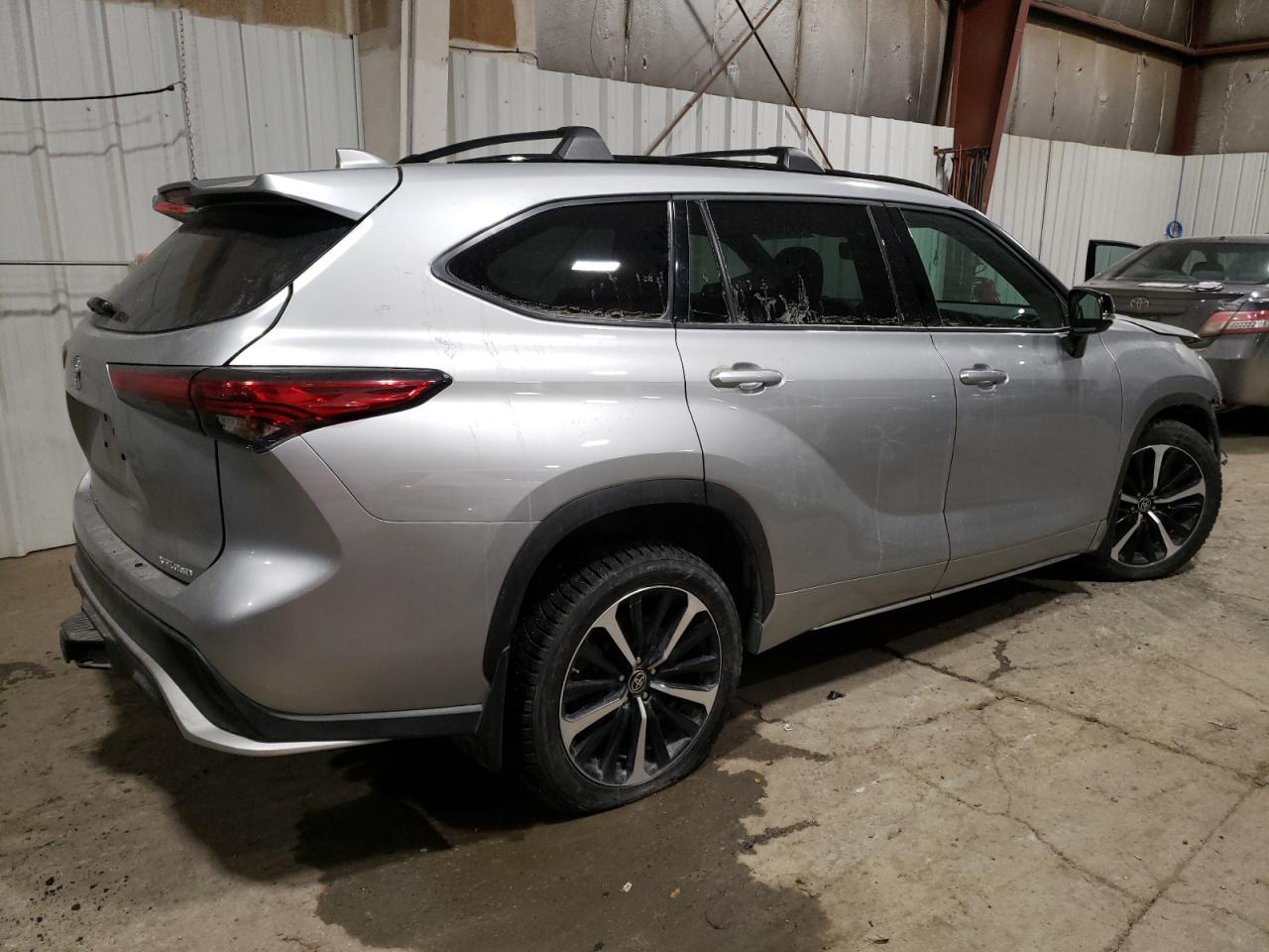 2022 TOYOTA HIGHLANDER XSE VIN:5TDJZRBH7NS203201