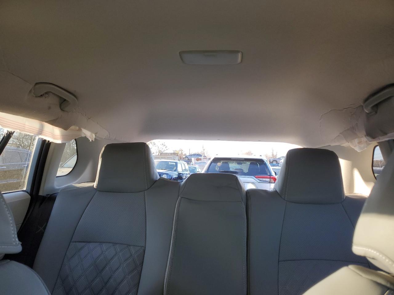 2022 TOYOTA COROLLA CROSS LE VIN:7MUCAAAG8NV020583