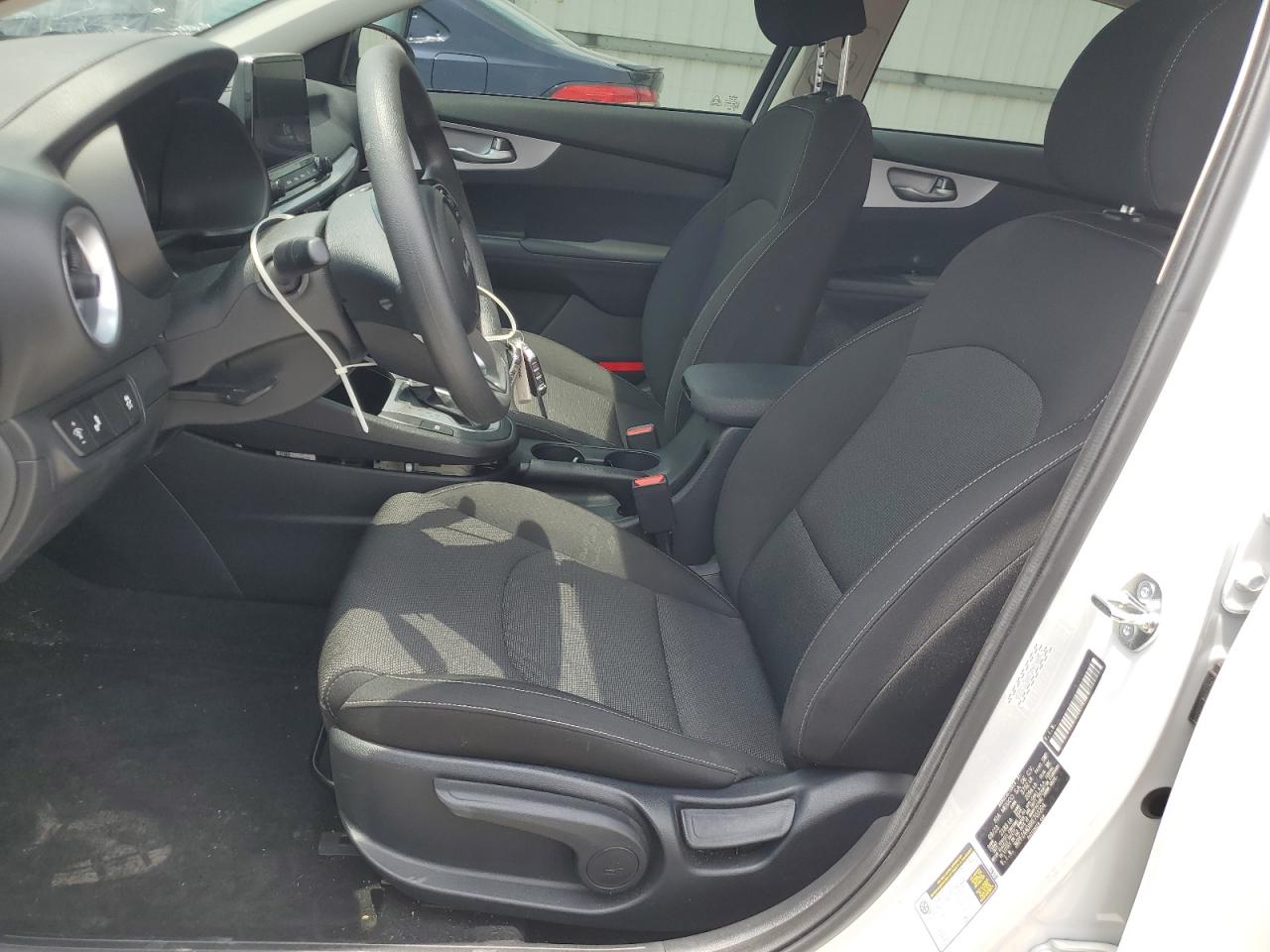 2024 KIA FORTE LX VIN:3KPF24ADXRE703204