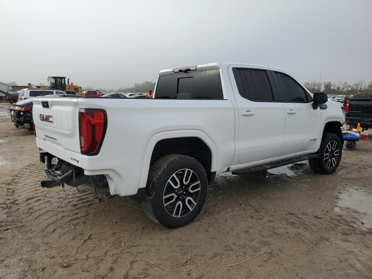 2024 GMC SIERRA K1500 AT4 VIN:3GTUUEEL5RG203478