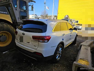 2017 Kia Sorento KNAPS81BBHA333163 VIN:KNAPS81BBHA333163