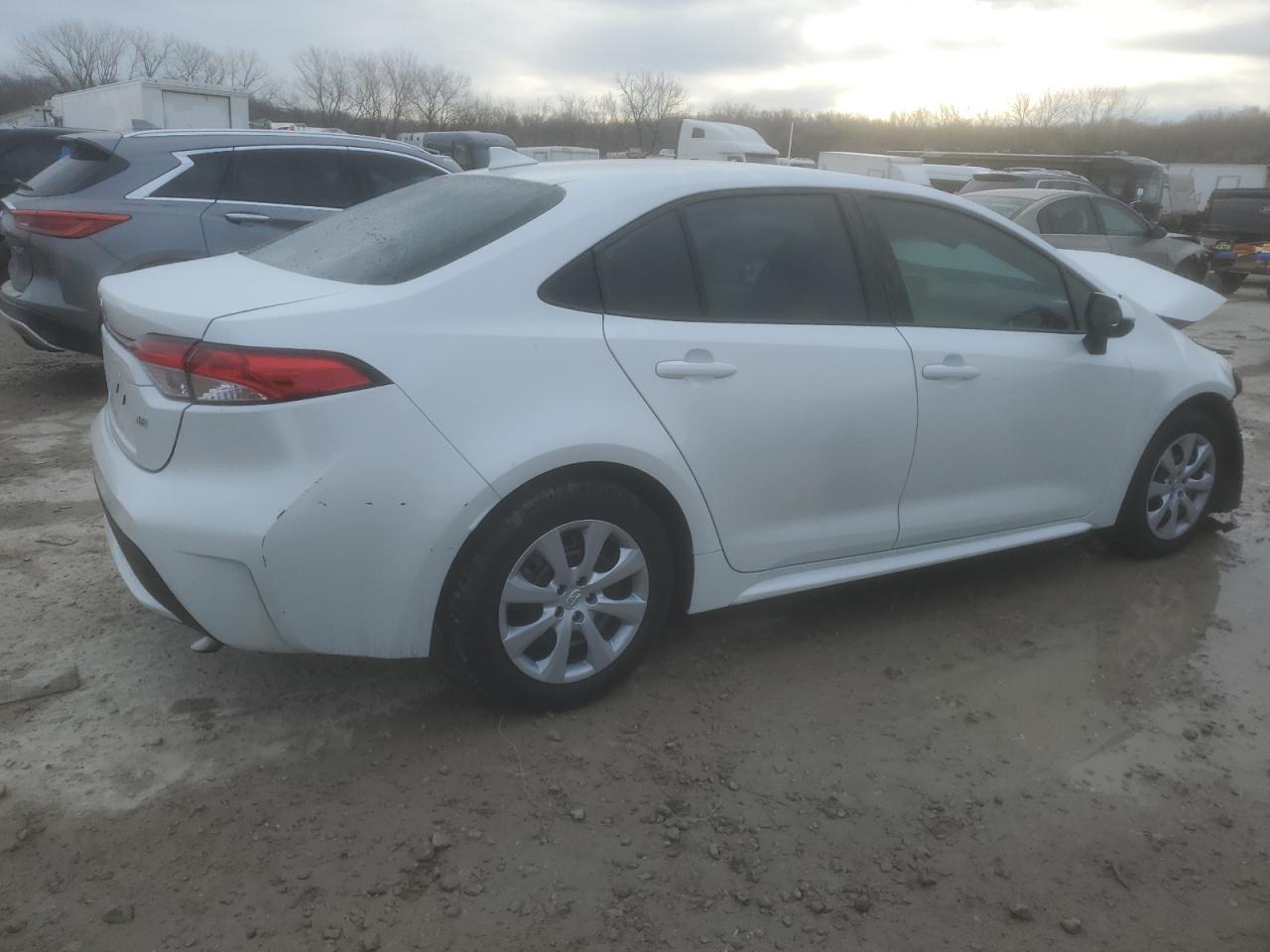 2022 TOYOTA COROLLA LE VIN:5YFEPMAE0NP382451
