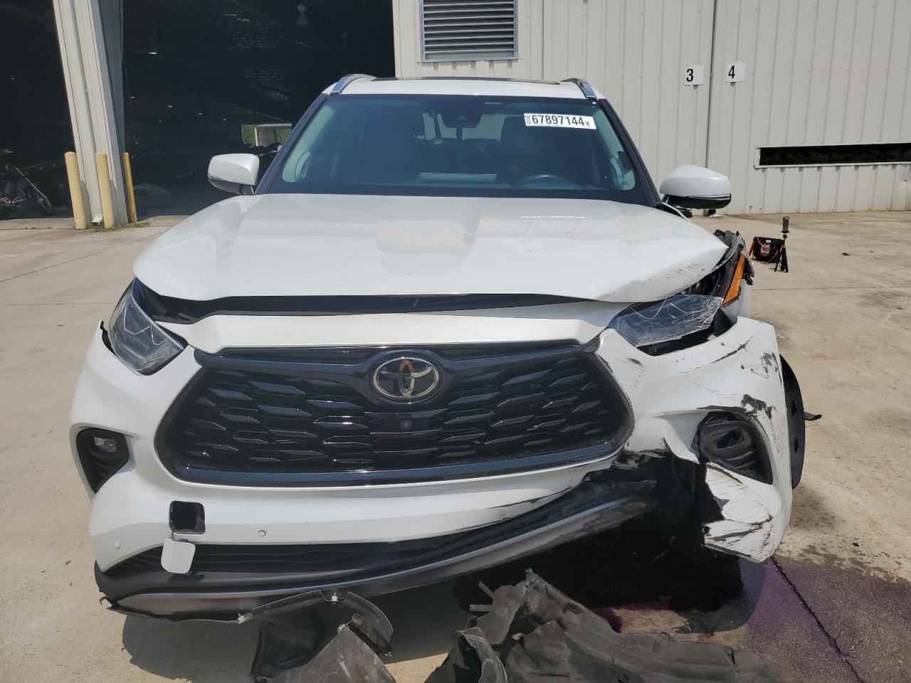 2022 TOYOTA HIGHLANDER PLATINUM VIN:5TDFZRBH3NS188282