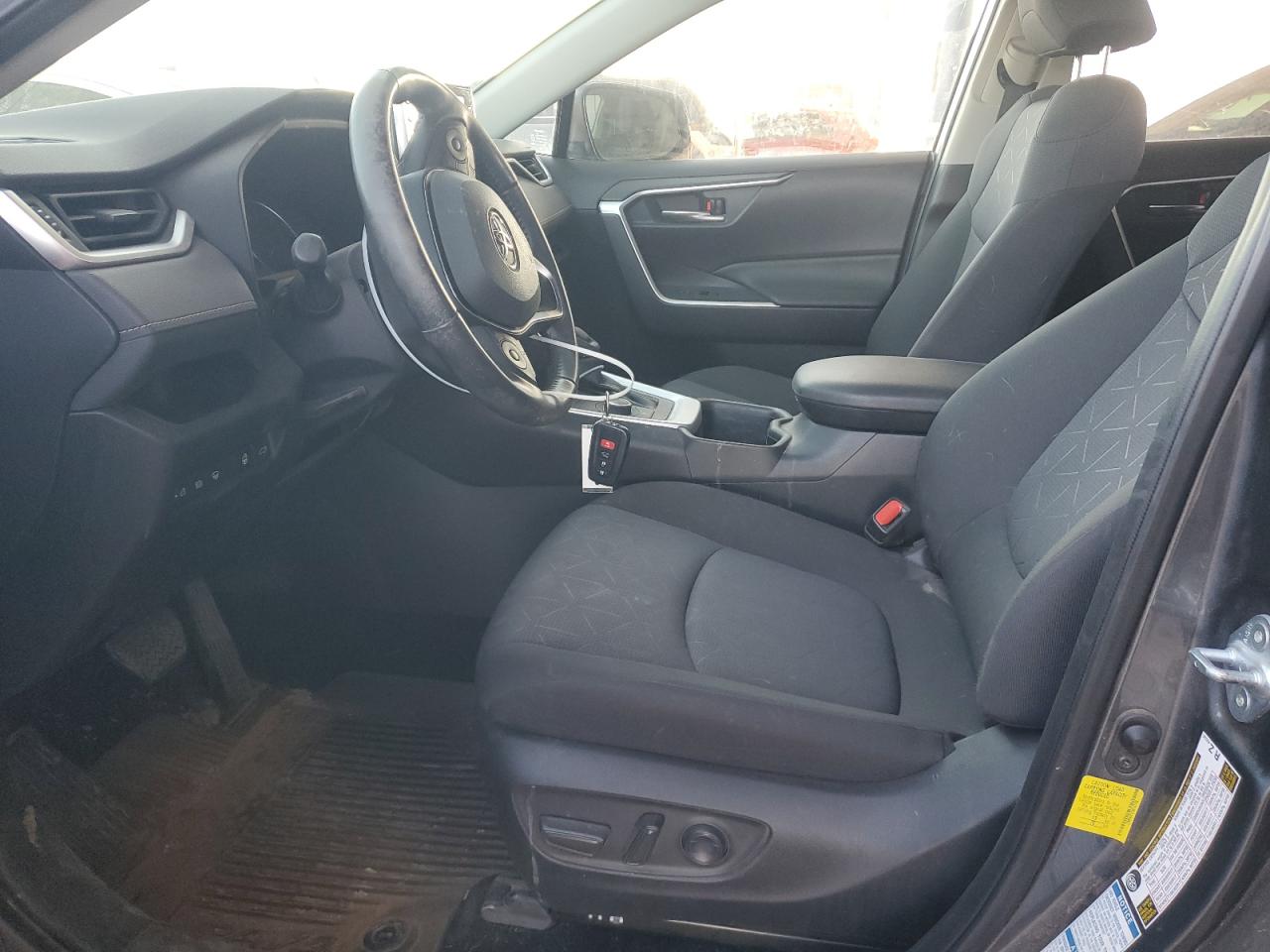 2022 TOYOTA RAV4 XLE VIN:JTMRWRFV3ND147216