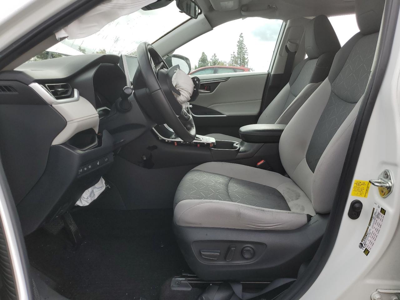 2023 TOYOTA RAV4 XLE VIN:2T3W1RFVXPC220879