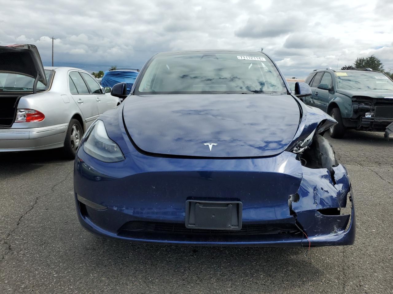 2023 TESLA MODEL Y  VIN:7SAYGDEE2PF592137