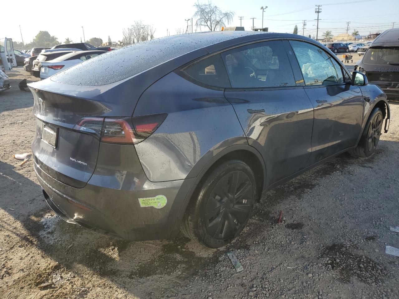 2023 TESLA MODEL Y  VIN:7SAYGDEE7PF863077