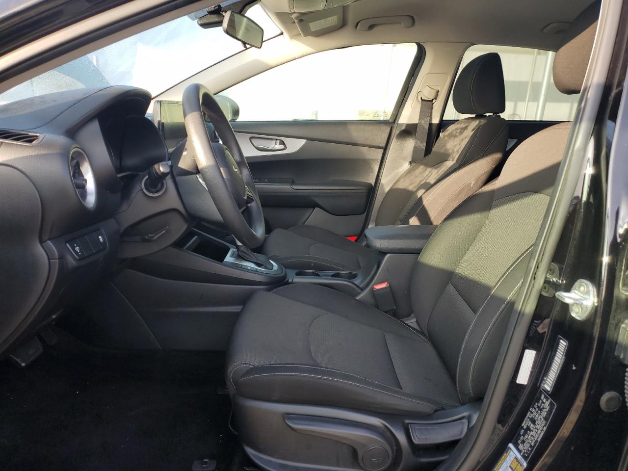 2022 KIA FORTE FE VIN:3KPF24AD9NE457420