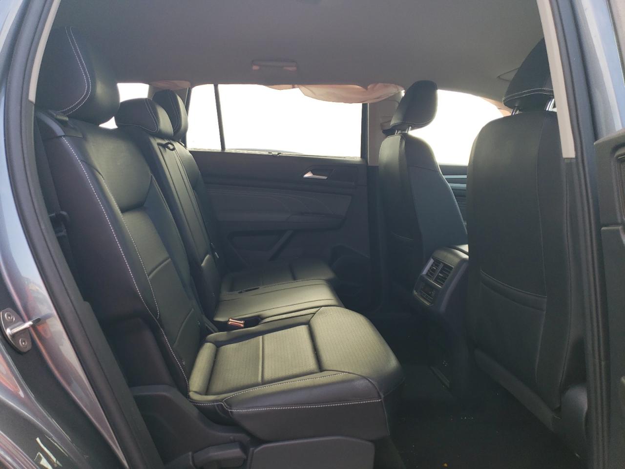 2022 VOLKSWAGEN ATLAS SE VIN:1V2WR2CA3NC559224