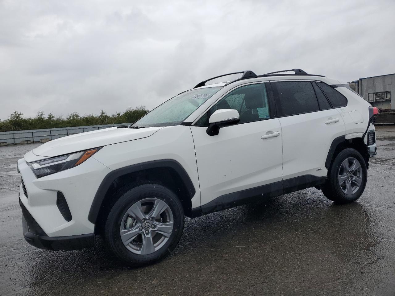 2024 TOYOTA RAV4 XLE VIN:2T3RWRFV9RW209808