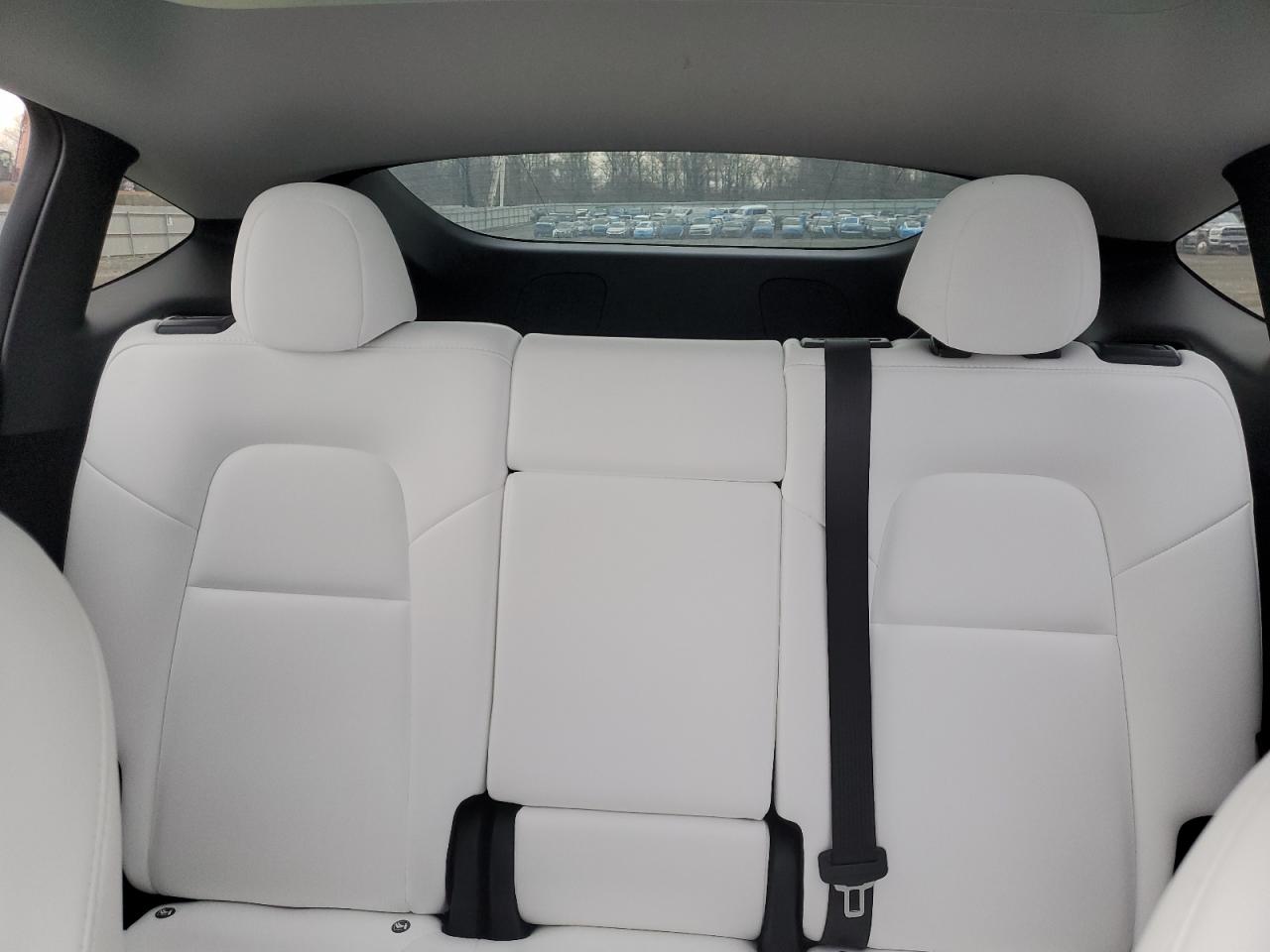 2024 TESLA MODEL Y  VIN:7SAYGDEE7RA234919
