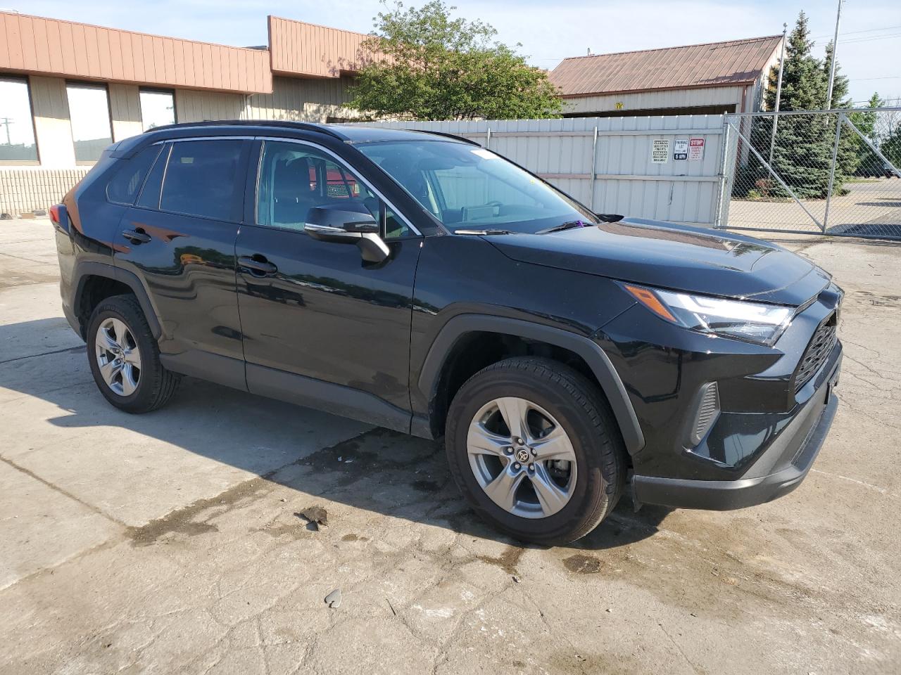 2022 TOYOTA RAV4 XLE VIN:2T3P1RFV9NW286937