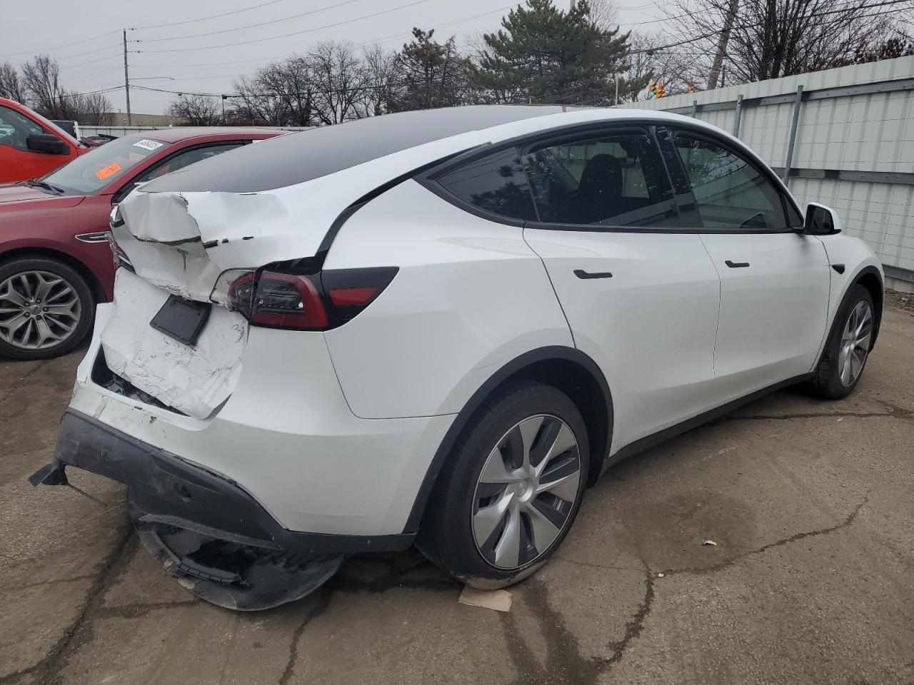 2023 TESLA MODEL Y  VIN:7SAYGDEE0PF976966