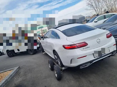 2018 Mercedes-Benz E 220 VIN: