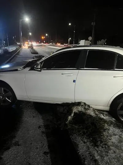 2016 Mercedes-Benz C 200 WDDWF3HB8HR232049 VIN:WDDWF3HB8HR232049