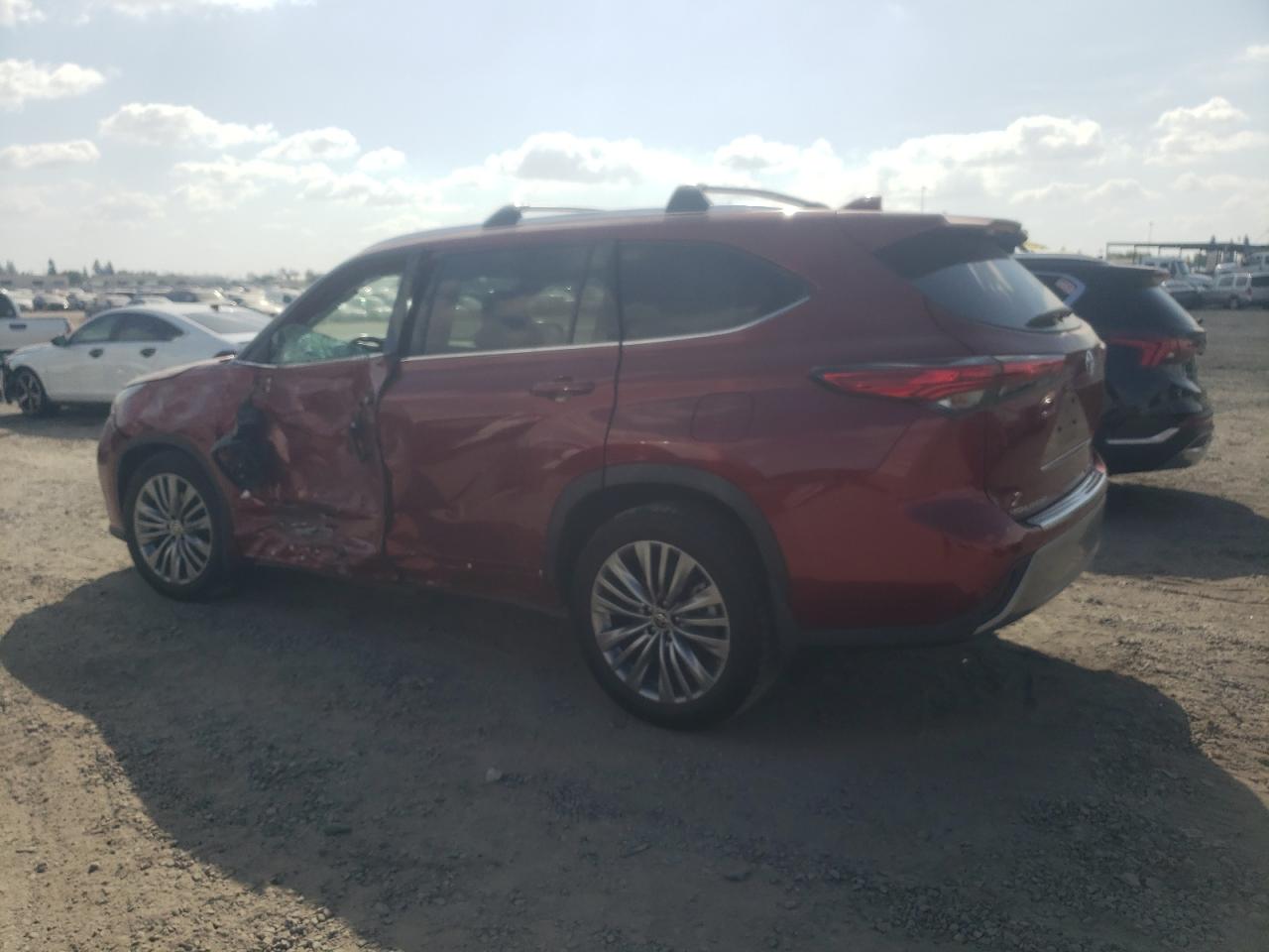2022 TOYOTA HIGHLANDER PLATINUM VIN:5TDFZRBH6NS175753