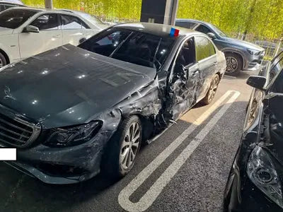 2017 Mercedes-Benz E 300 WDDZF4KB3HA090462 VIN:WDDZF4KB3HA090462