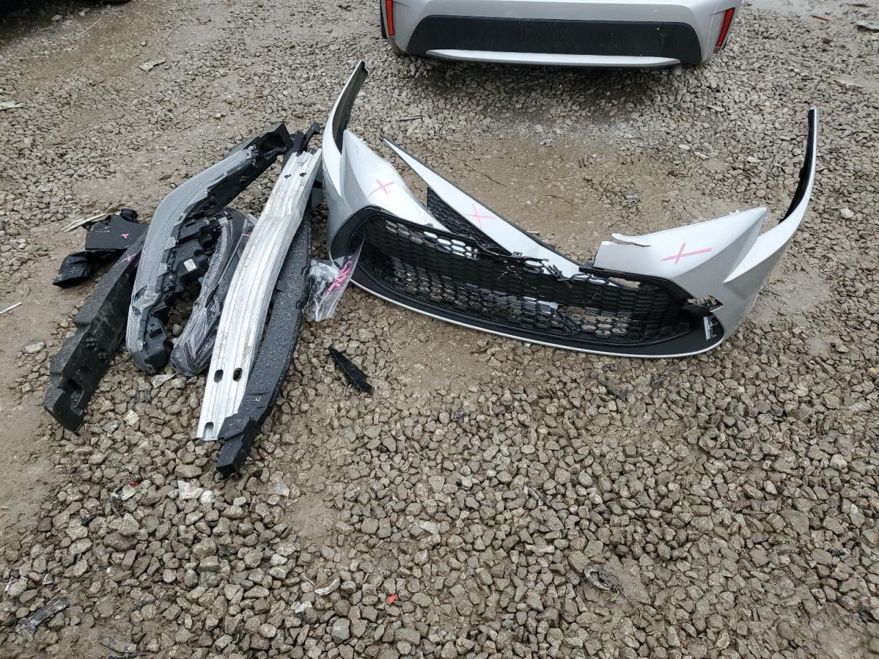 2022 TOYOTA COROLLA LE VIN:JTDEAMDE8NJ061937