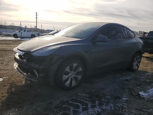 2023 TESLA MODEL Y  VIN:7SAYGDEE5PF610677