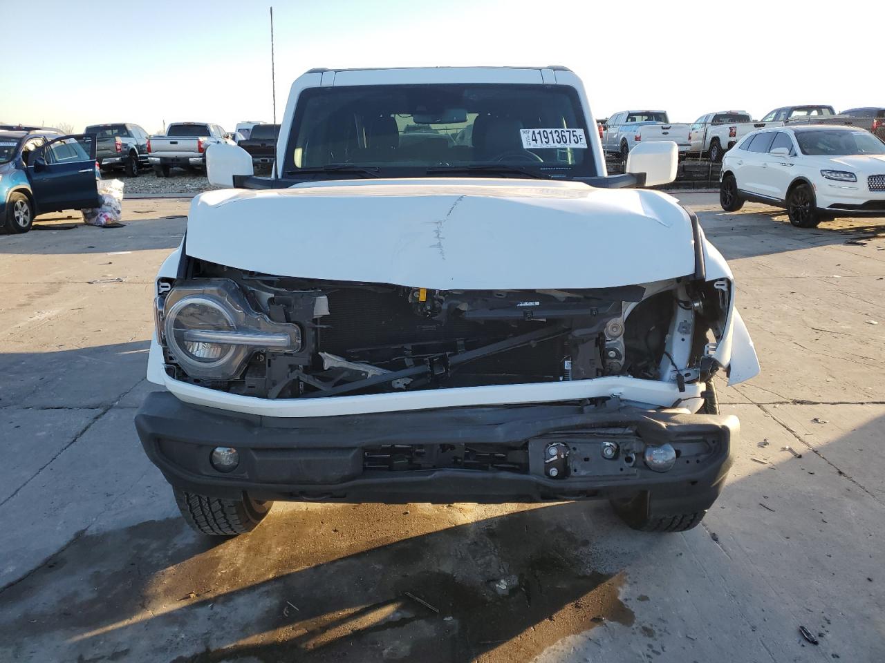 2024 FORD BRONCO OUTER BANKS VIN:1FMDE8BH5RLA80150