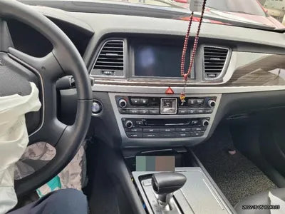 2017 Genesis G80 VIN: