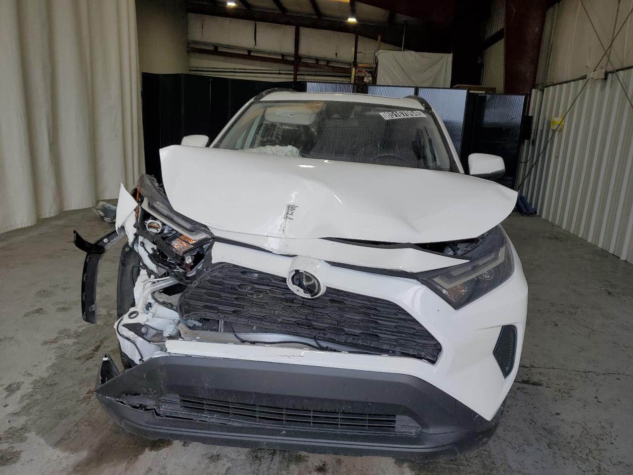 2024 TOYOTA RAV4 XLE VIN:2T3W1RFV3RC279615