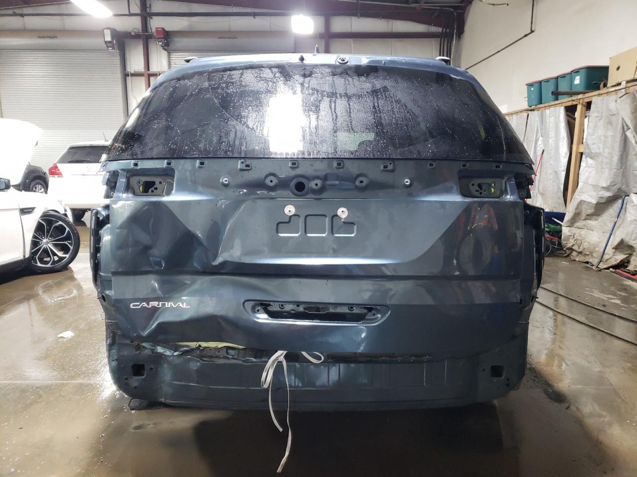 2024 KIA CARNIVAL SX VIN:KNDNE5H38R6304559