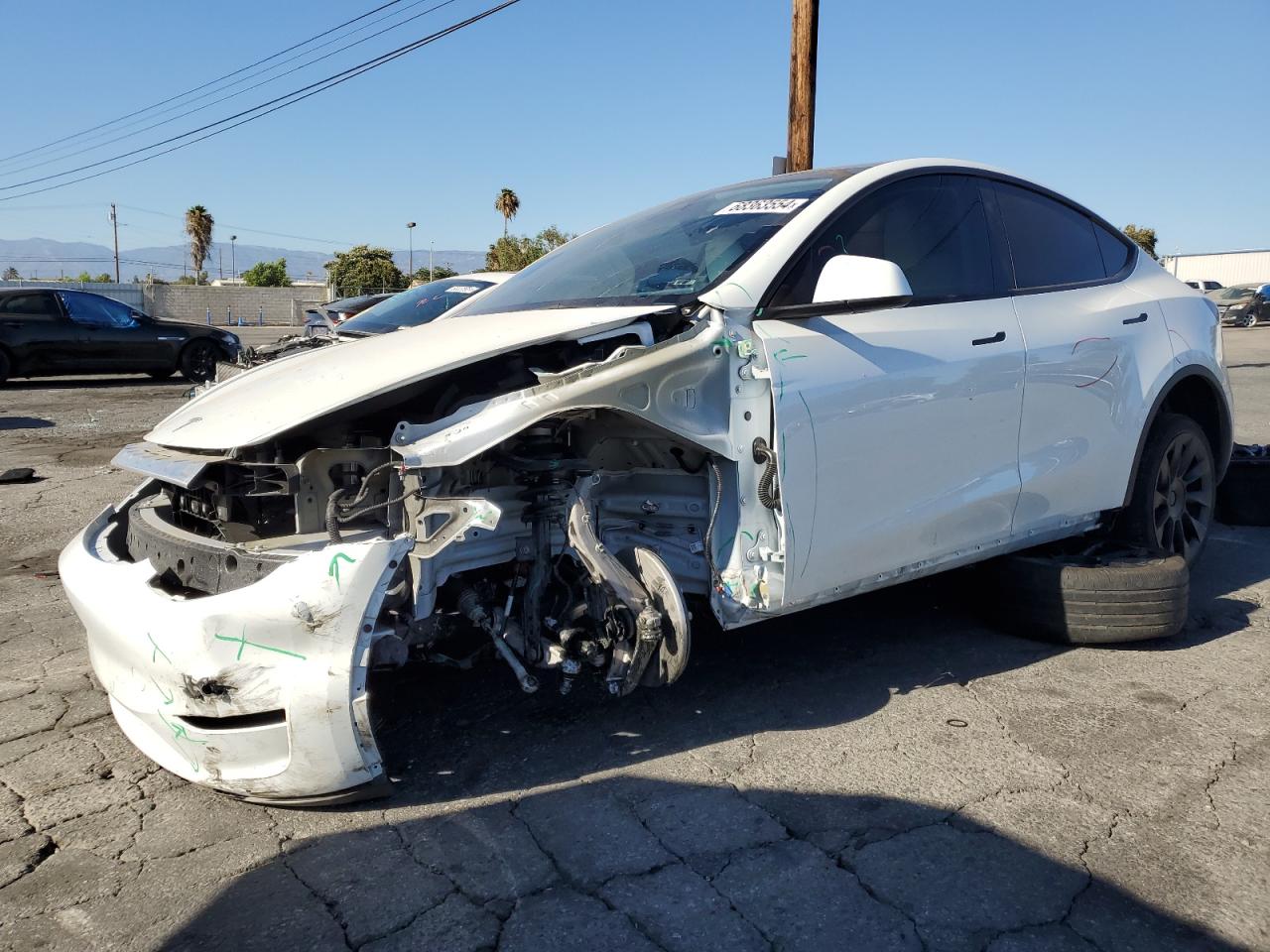 2023 TESLA MODEL Y  VIN:7SAYGDEE2PF790118