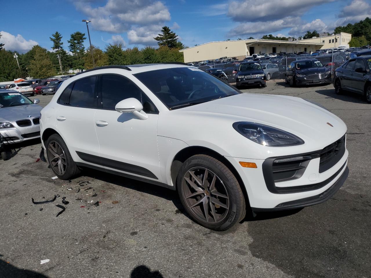 2024 PORSCHE MACAN BASE VIN:WP1AA2A51RLB20276