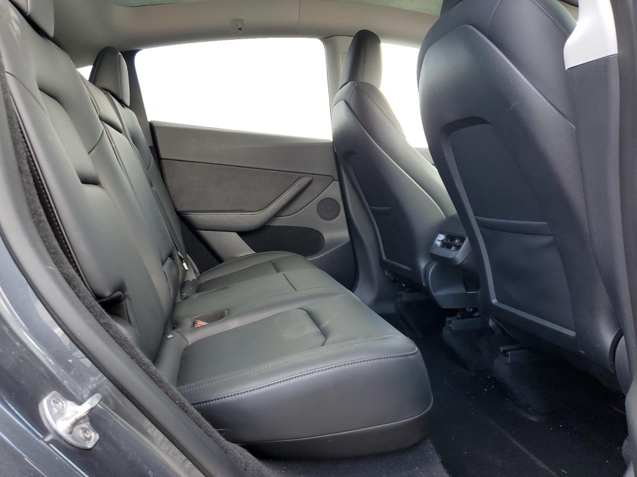 2022 TESLA MODEL Y  VIN:7SAYGDEE4NA018472