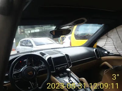 2015 Porsche Cayenne VIN: