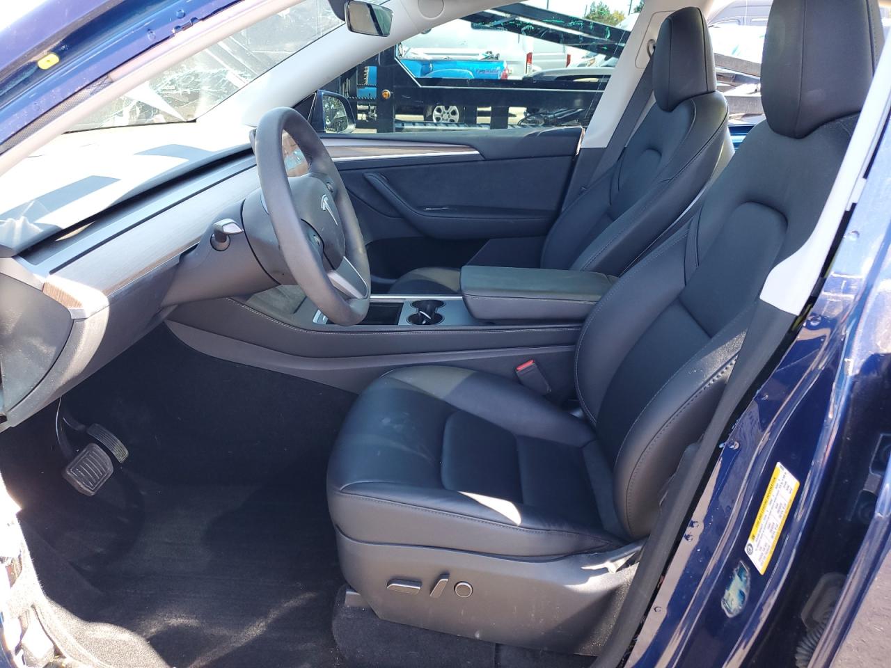 2023 TESLA MODEL Y  VIN:7SAYGDEE4PF850352