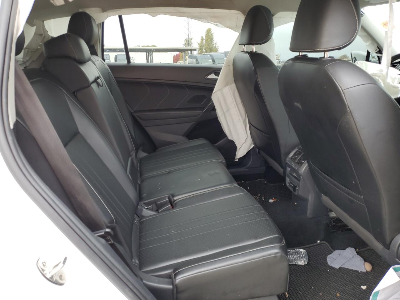 2022 VOLKSWAGEN TIGUAN SE VIN:3VV2B7AX8NM043725