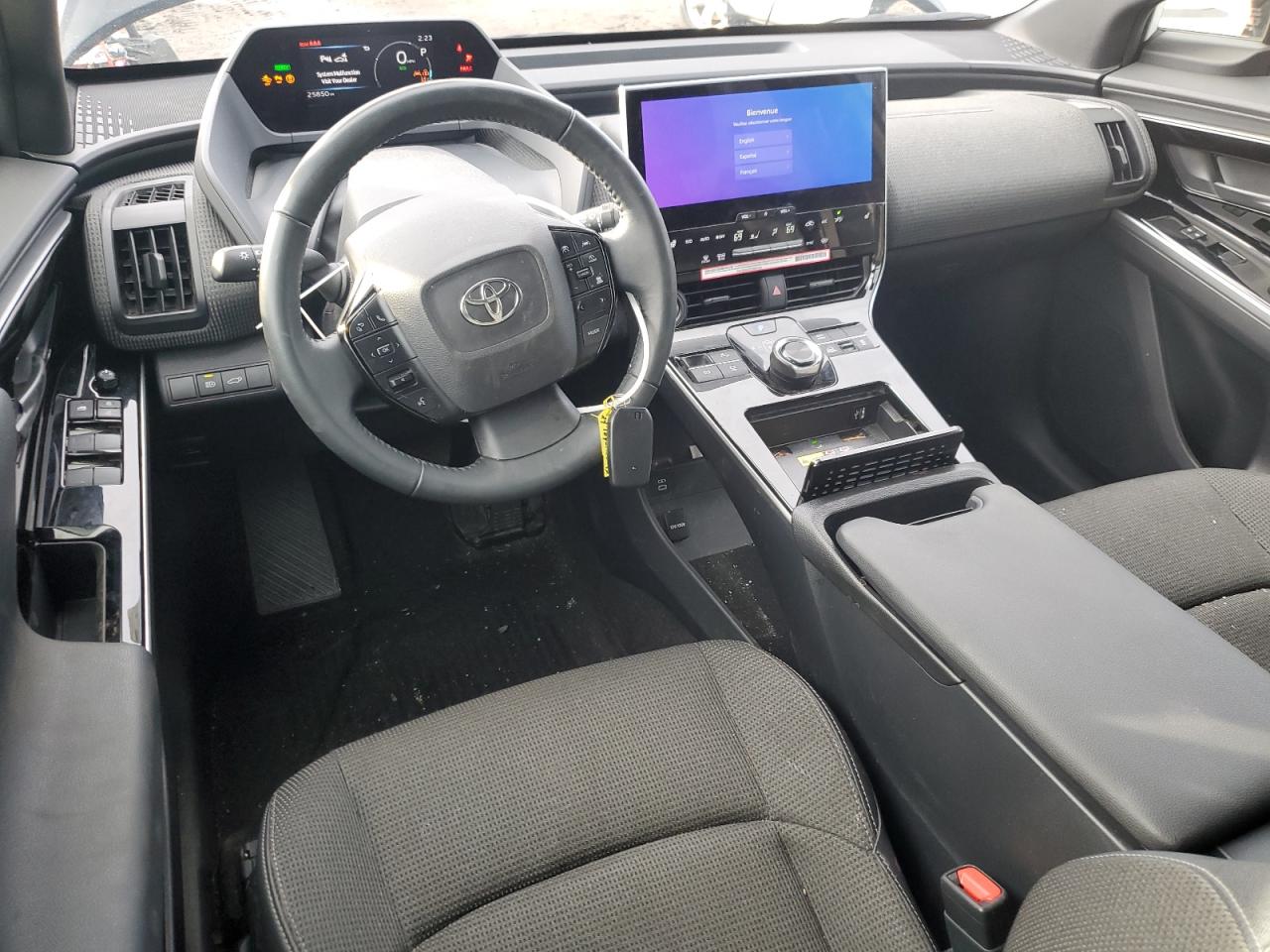 2024 TOYOTA BZ4X XLE VIN:JTMABACA1RA053564
