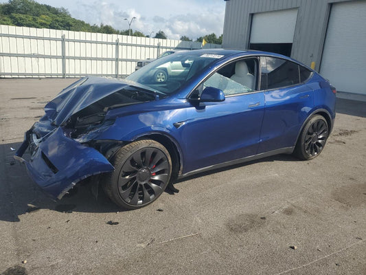 2022 TESLA MODEL Y  VIN:7SAYGDEF8NF570116