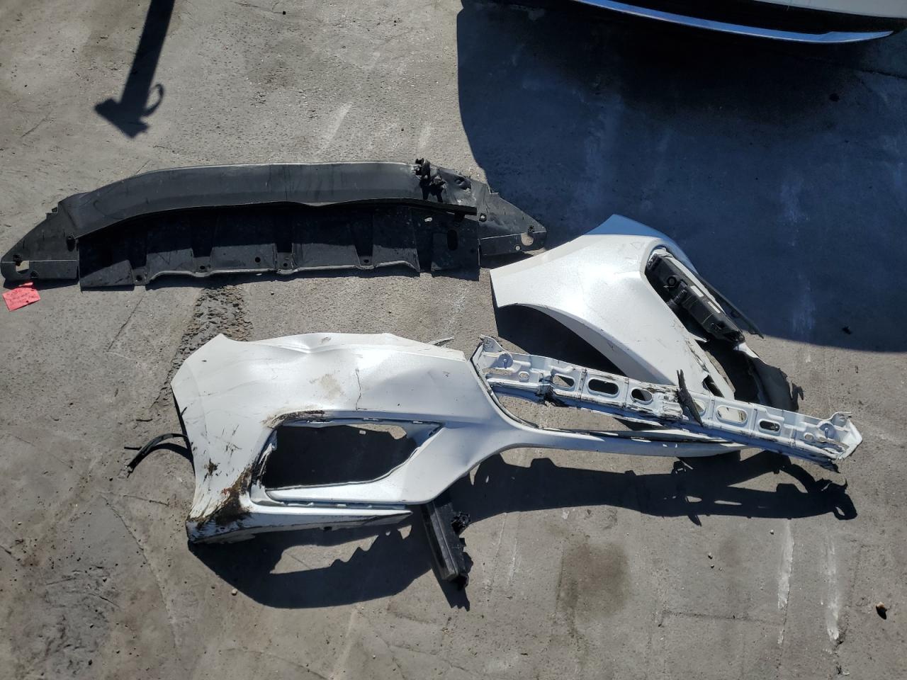 2022 HONDA INSIGHT TOURING VIN:19XZE4F98NE009002