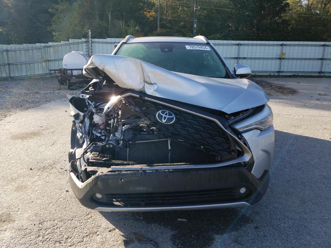 2022 TOYOTA COROLLA CROSS XLE VIN:7MUEAAAG3NV007118