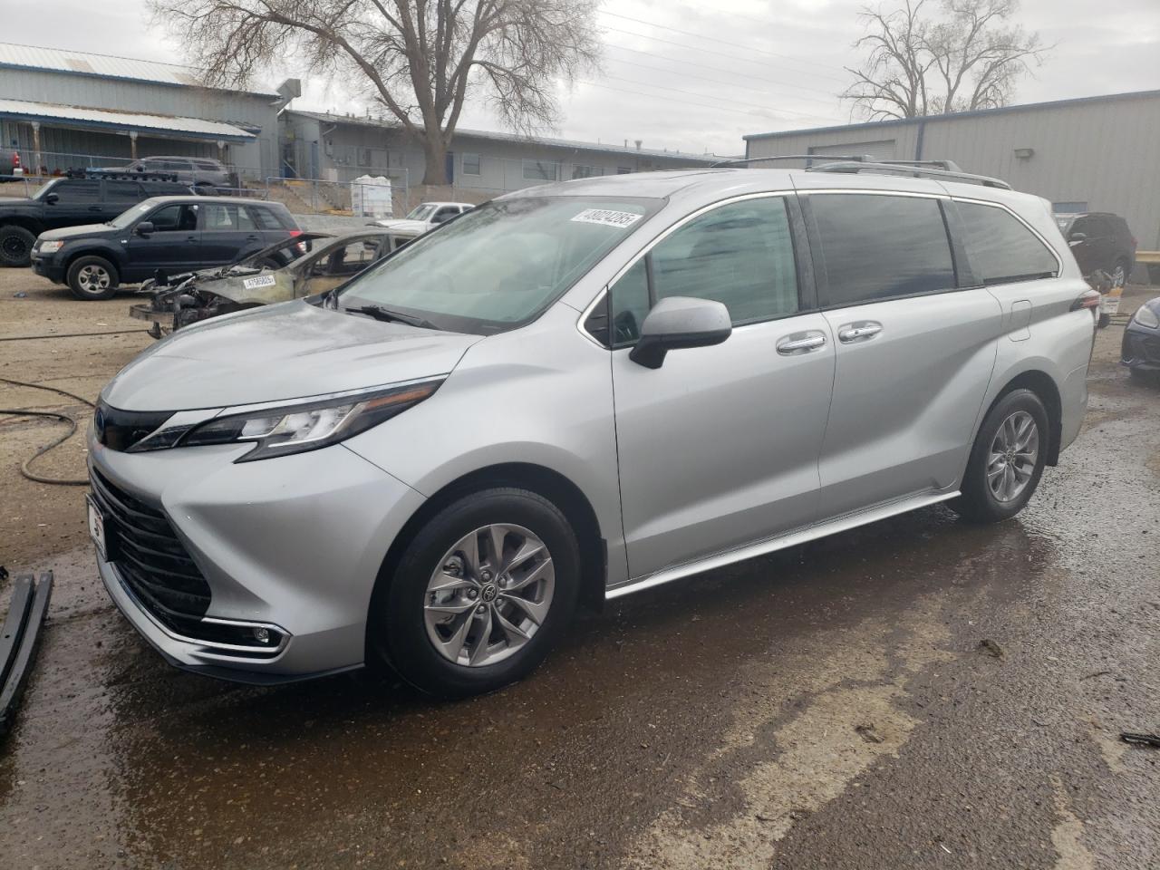 2022 TOYOTA SIENNA XLE VIN:5TDJSKFC9NS046278