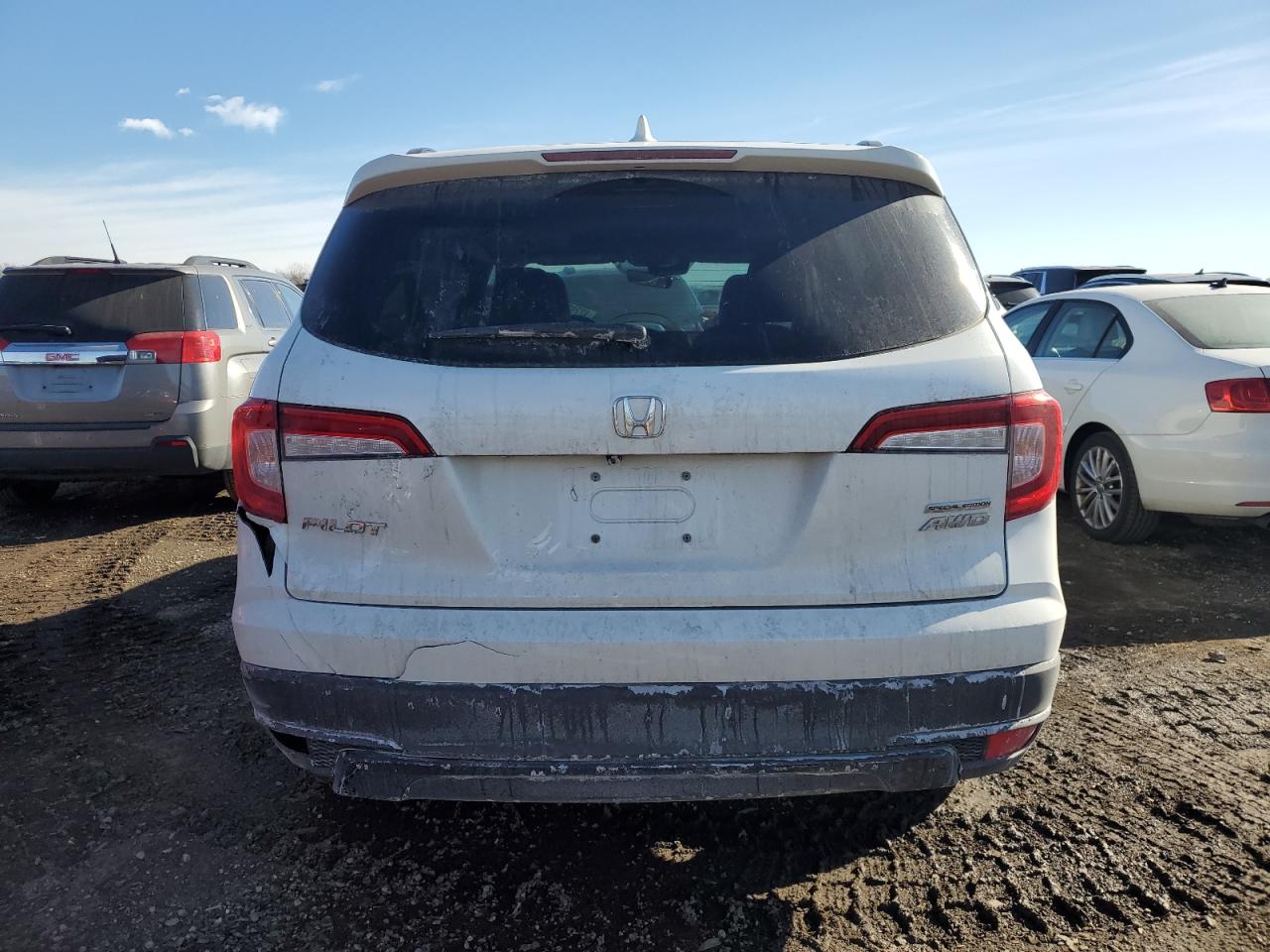 2022 HONDA PILOT SE VIN:5FNYF6H27NB061008