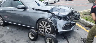 2018 Mercedes-Benz E 300 VIN: