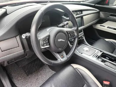 2017 Jaguar XF SAJBA4BV4HCY42177 VIN:SAJBA4BV4HCY42177