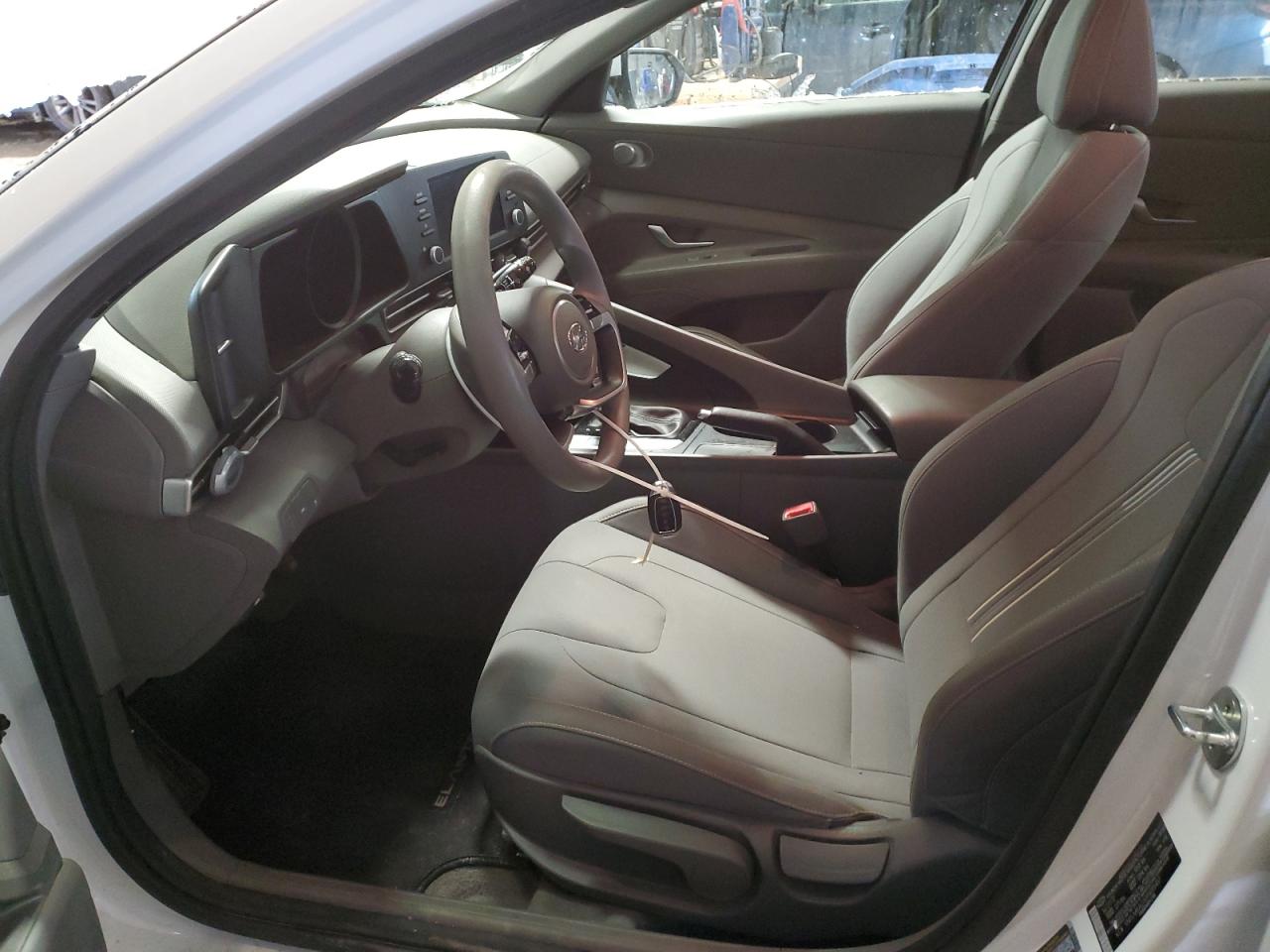 2023 HYUNDAI ELANTRA SEL VIN:5NPLM4AGXPH095457