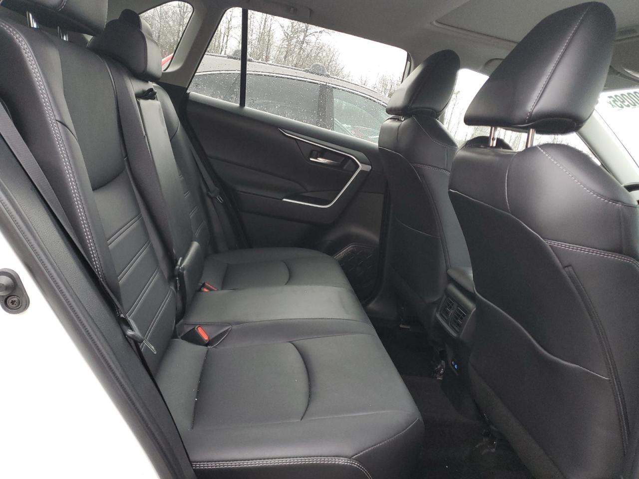 2022 TOYOTA RAV4 XLE VIN:2T3R1RFV4NW289947