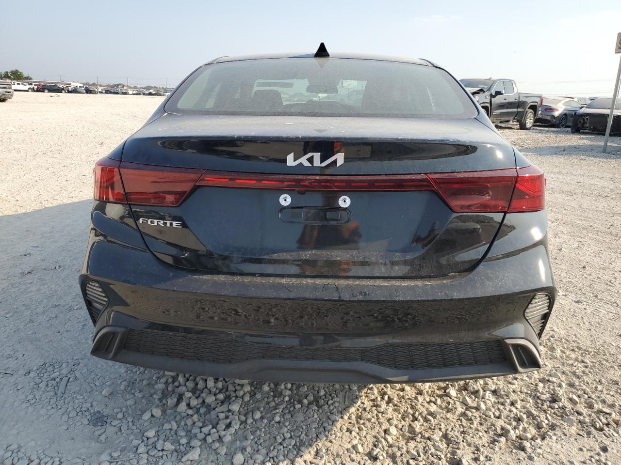 2024 KIA FORTE LX VIN:3KPF24AD8RE781108