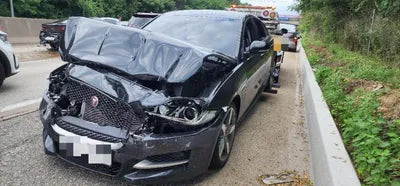 2019 Jaguar XE VIN: