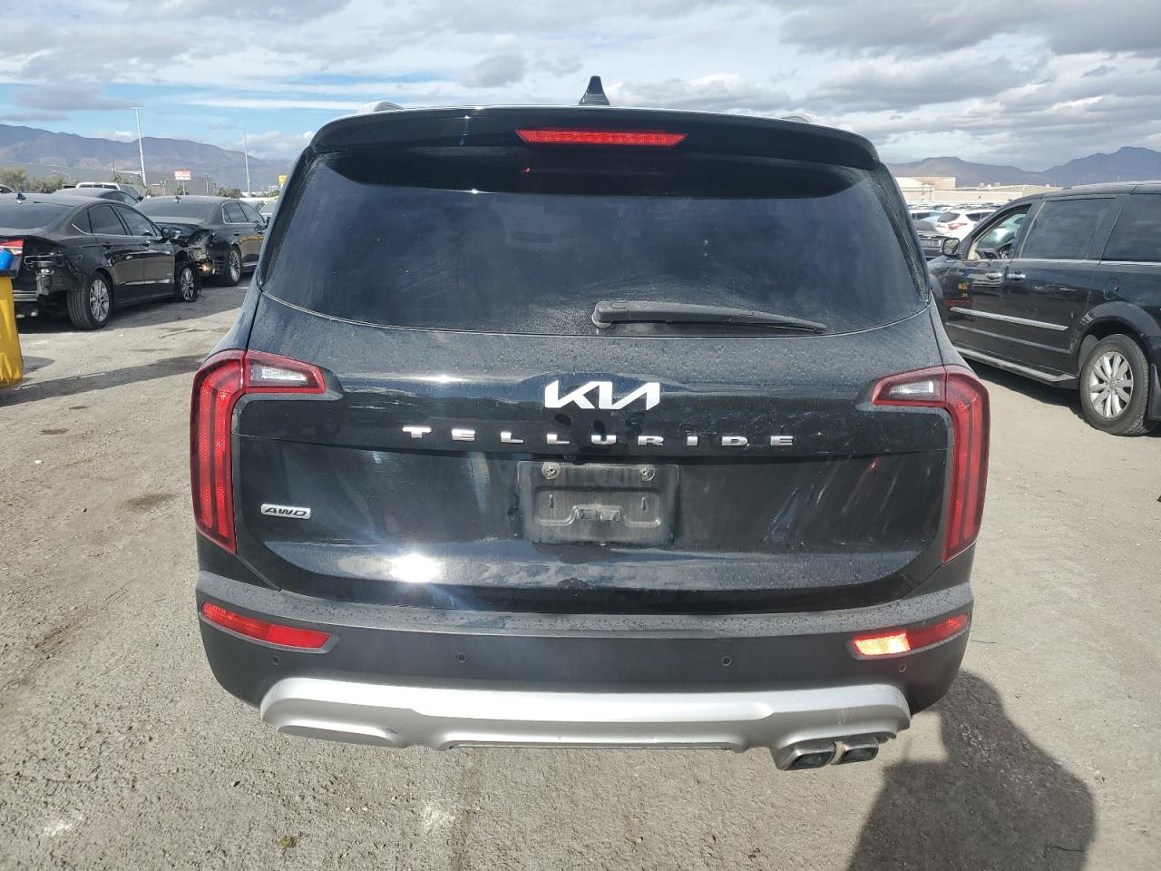 2022 KIA TELLURIDE S VIN:5XYP6DHCXNG249393