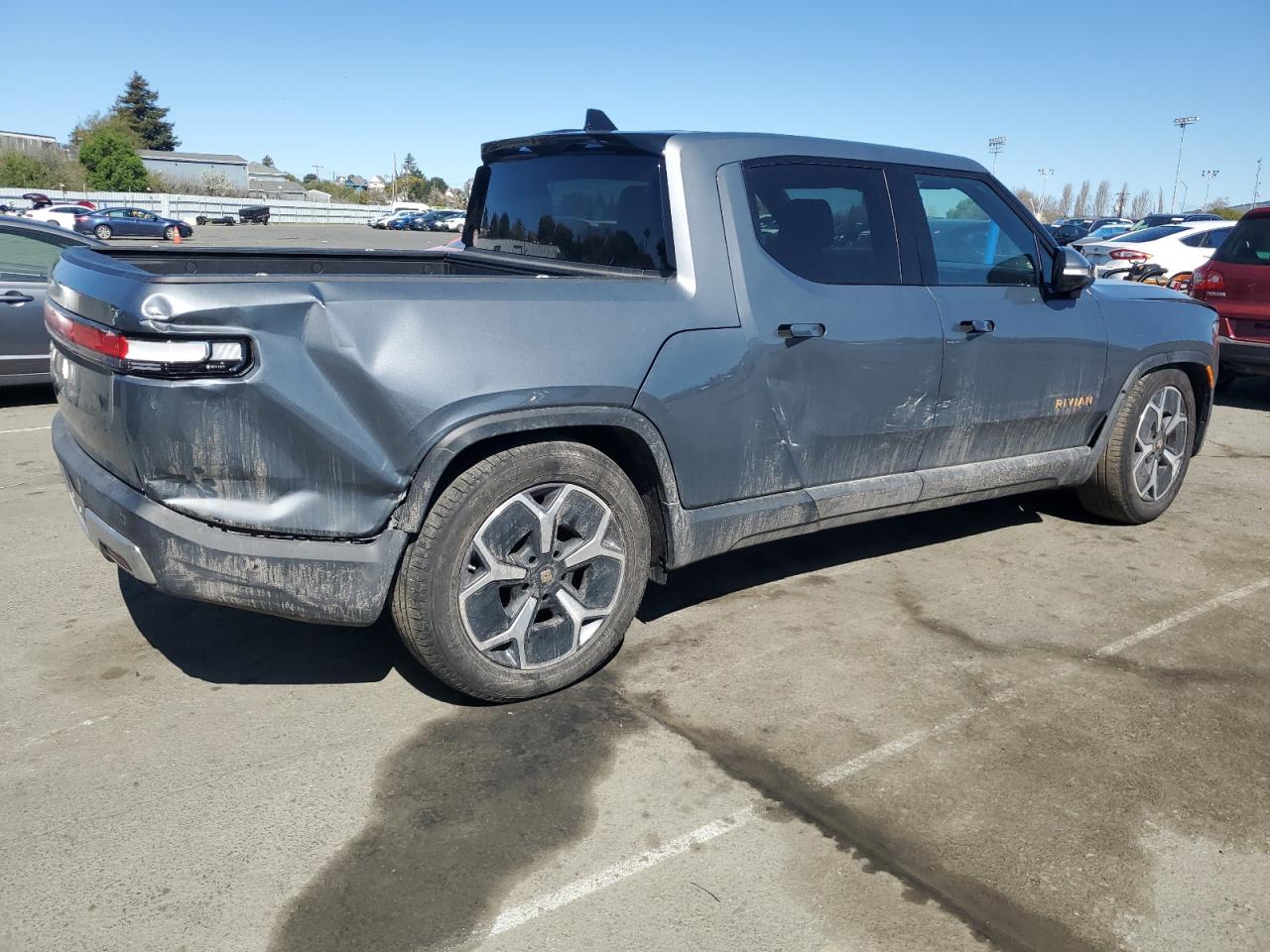 2022 RIVIAN R1T ADVENTURE VIN:7FCTGAAA5NN014843