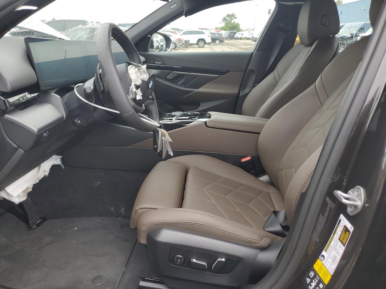 2024 BMW 530 XI VIN:WBA53FJ05RCP86109